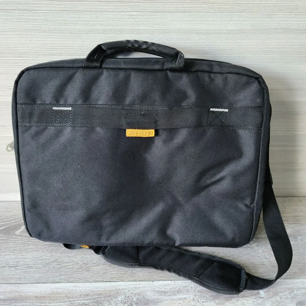 Ogio Laptop Messenger Bag Multi-Zip Compartment Carrying‎ Padded Pocket Black